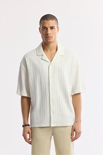 Avva Men's Regular Fit Ecru Apaj Collar 100% Cotton Jacquard Short Sleeve Shirt A51Y2218