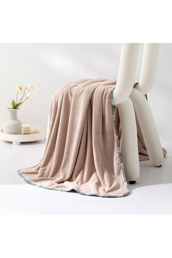 REEFI Beige Washcloth with Floral Edges, Rustic, 50 x 90 cm