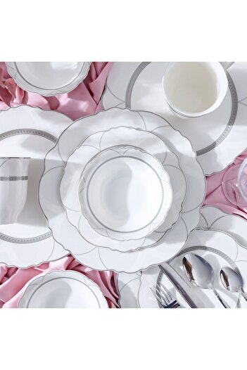 Danube Home Youthful Bite Ellipse 16-Piece New Bone China Dinner Set Serves-4