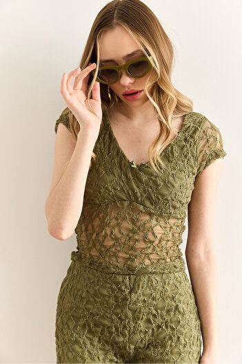 Olalook Women's Khaki Roba Lined V-Neck Crop Lace Blouse Blz-19003002