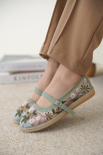 Cananın Pabuçları Kcl 90-90 Flower Embroidered Ballet Flats