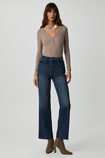 GRIMELANGE Kalanı Women's Long Sleeve V-Neck Placket Buttoned Mink Blouse