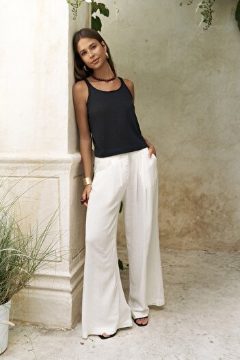BOHEMAİ Salnor Basic Black Crop
