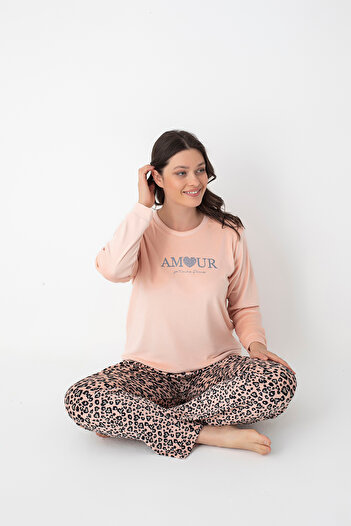 DOFİ Kadın Leopar Desenli Süper Soft Pijama Takımı