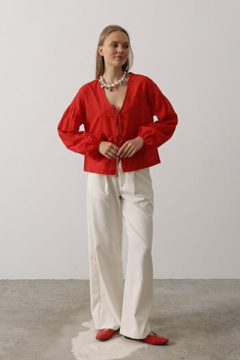 modamtn Eyesof Heart Detailed Tie-Up Brode Blouse - Red