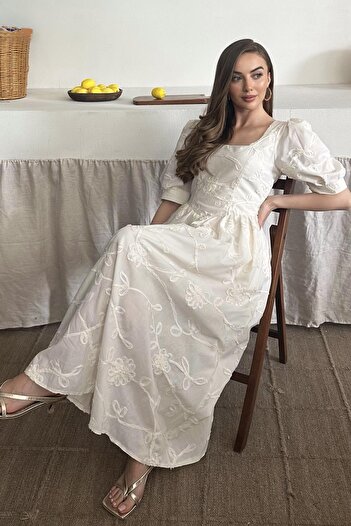 Elbee Fashion Woman Φόρεμα με μπαλόνι με λεπτομέρεια κεντήματος