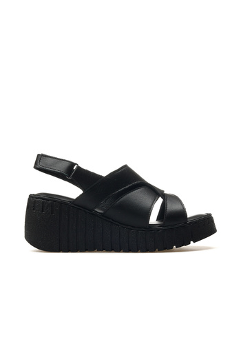 Venüs Women's genuine leather daily sandals 25y 25020264y z black
