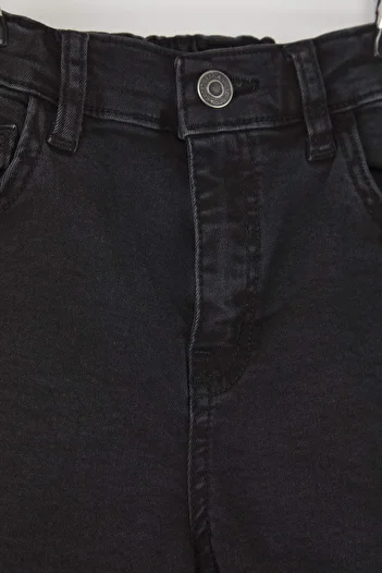 TRENDYOLKIDS Black Boy's 100% Cotton Basic Elastic Denim Shorts Tkdss25Sr00026