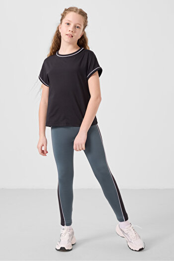 TOMMY LIFE Siyah-Orman Yeşili O Yaka Yan Şerit Detaylı Standart Fit Performans Kız Çocuk Tayt Takım - 75191