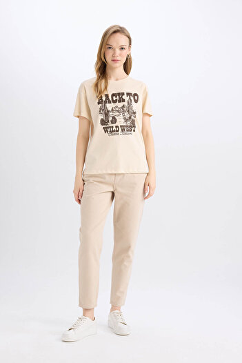 DeFacto Cream Women's T-Shirt D9607Ax/Er42