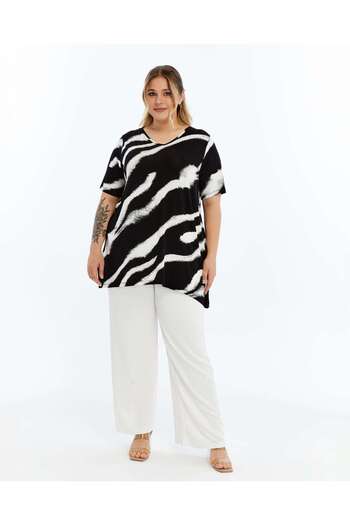 THE CABIN Women's Plus Size Top and Bottom Set
