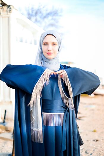 HARİKA WEAR Wonderful Blue Silk Abaya Ferace