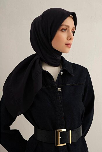 Armine Pamora Scarf 2 03