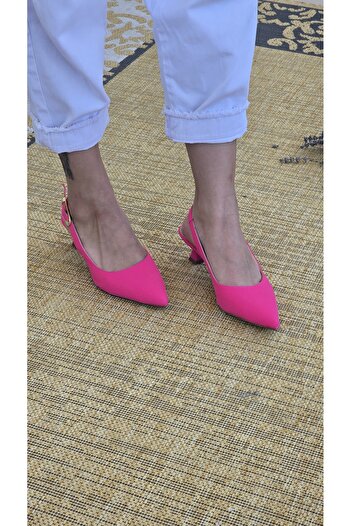 Melinta Shoes Melinta Low Heeled Buckle Shoes
