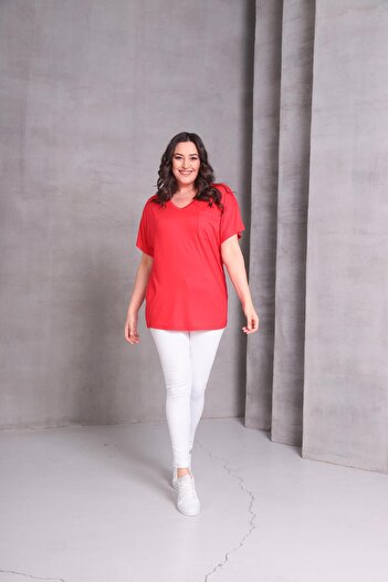 Ebsumu Women's Plus Size Single Pocket Detail Basic Red T-Shirt