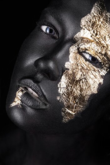 media Photo wallpaper Make-up gold, 150 x 205 cm