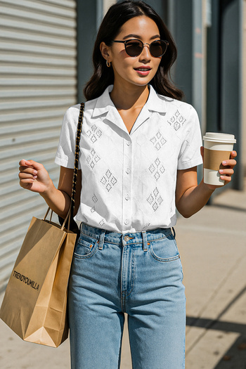 Trendyol Collection Cămașă obișnuită din țesătură cu broderie albă TWOSS25GO00087