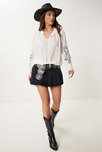 Happiness İstanbul Women's White Embroidery Embroidered Linen Blouse Dd01350