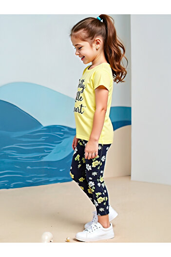 Take Two By Styli Kids 2pcs Graphic Print Short Sleeve T-Shirt and Flora Print Leggings