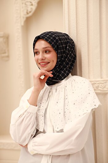 Silk Home Шарф Olinda 48004 -6485 90 x 90 Синій - Білий 73
