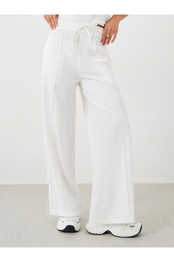 Styli Pin Tuck Wide Leg Joggers with Side Seam Slit