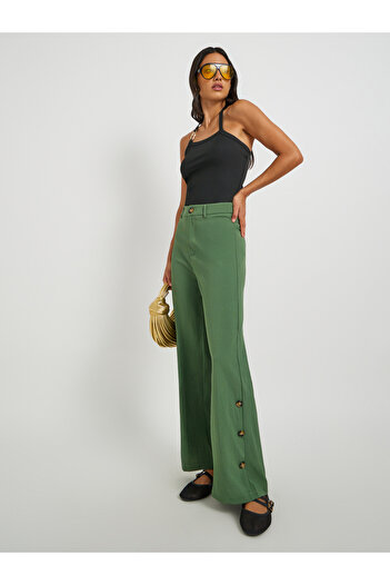 Styli Solid Mid Rise Relaxed Fit Pants with Side Button Detail