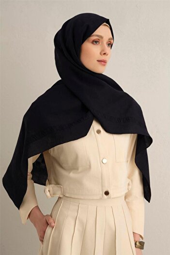 Armine Pamora Shawl 2 01