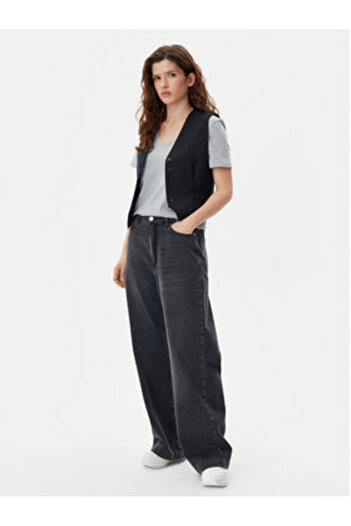 GAP Women's T-Shirt 740140-01 Gray