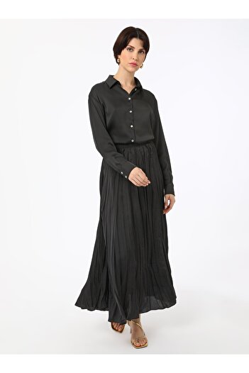 Refka Wrinkle Effect Pleated Skirt - Black - Refka