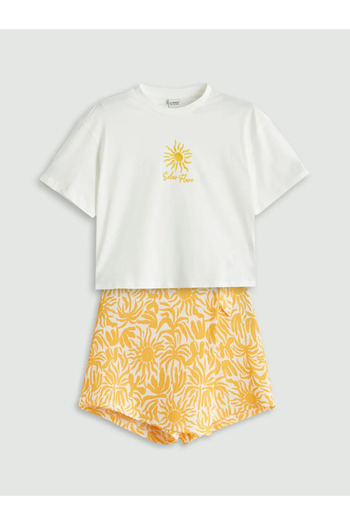 LC Waikiki Lcw Kids Ecru Crew Neck Girls T-Shirt and Shorts Skirt