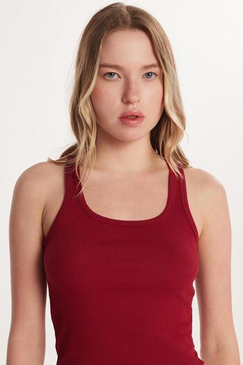 Tudors Women's Slim Fit Slim Fit Thin Strap U Neck Burgundy Body Undershirt