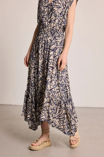Gusto Asymmetric Patterned Long Skirt - Beige
