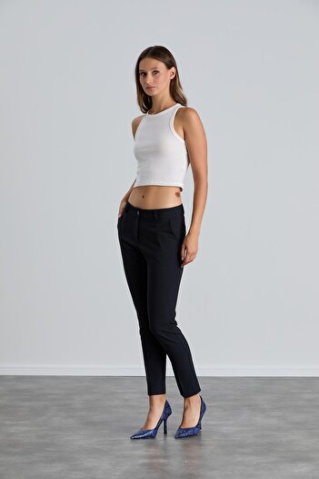 Işşıl Işşil 4548-Wrist Length Narrow Leg Fabric Trousers