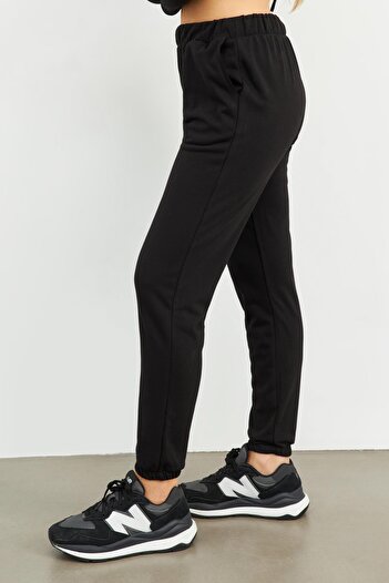 Curly BLACK TRACK PANTS WITH RUBBER