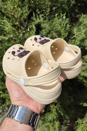 The Red Kids Size 22-25 Non-Slip Sole Slippers Tan
