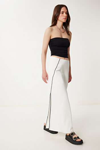 Happiness İstanbul Women's Ecru Stripe Detailed Slit Modal Skirt Ns00425