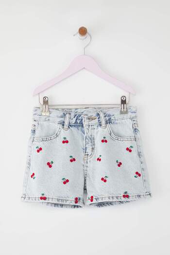 TRENDYOLKIDS Blue Female Child 100% Cotton Cherry Embroidery Elastic Denim Shorts & Bermuda Tkdss25Sr00036