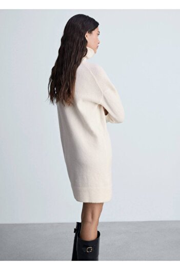 MANGO Woman Balıkçı yaka triko elbise