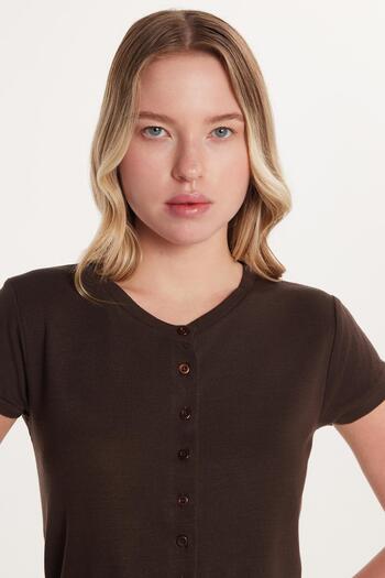 Tudors Women's Slim Fit Slim Fit Short Sleeve Crew Neck Buttoned Brown Cardigan