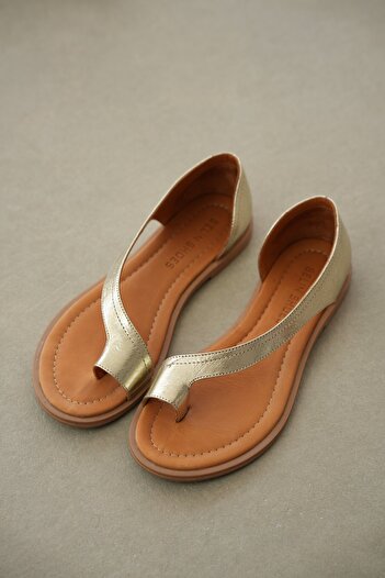selinshoes Herby Asymmetrical Cut Flip Flops Genuine Leather Women's Sandals - Gold