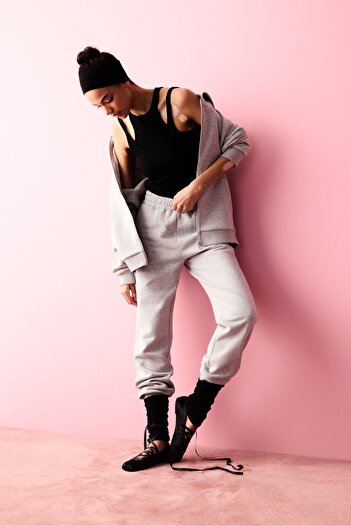 Penti Melange Gray Sweatshirt - Raised Zipper and Pocket Detail