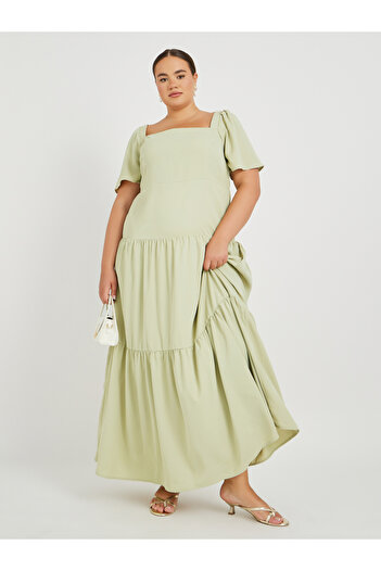 Styli Plus Size Puff Sleeve Square Neck Tiered Maxi Dress