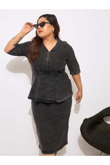 Sassafras By Styli Plus Size Denim V-Neck Front Peplum Dress