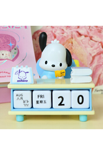 Miniso Pochacco Sanrio Pochacco Kuromi Desk Calendar Series Kawaii Action Figures Model Collectible Office