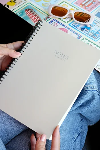 Victoria's Journals Silicone Spiral Notebook 80 Gr. Ivory 18X25Cm Plain