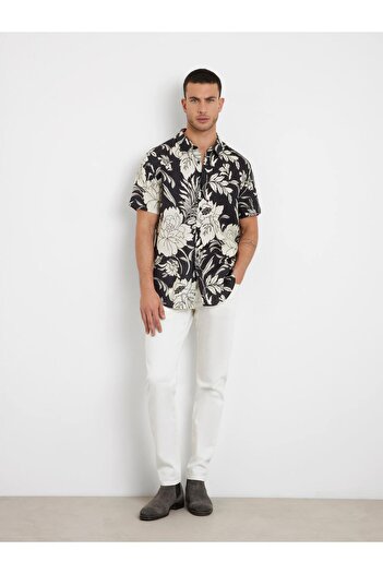 Guess Cămașă normală pentru bărbați cu imprimeu negru M4GH70WERX0P9WI_SS ISLAND LINEN CYP
