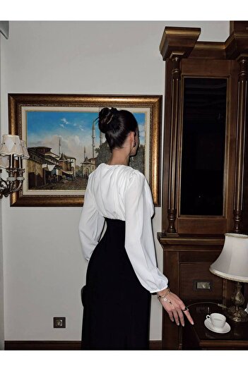 MEECY White Gathered Blouse Dress