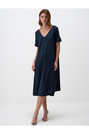 Jimmy Key V Neck Relaxed Fit Short Sleeve Midi Dress