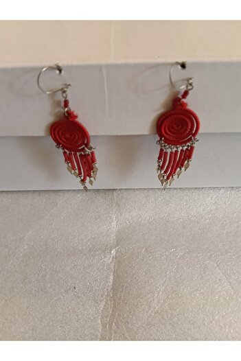 Butik Tülin أقراط متدلية مصنوعة يدويًا من سلك الألبكة الأحمر مع خرز مقاس 8.8 × 1.8 سم صنع في تشيلي