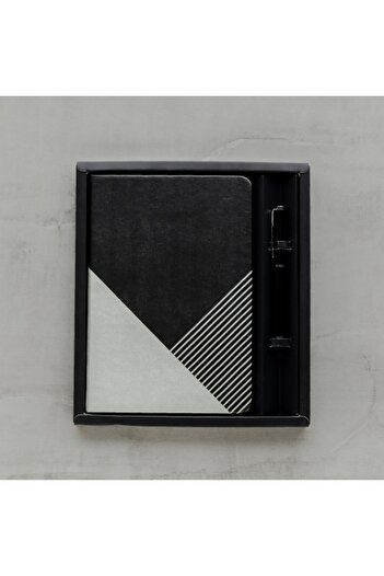 HomeVibes Thomas notebook and pen